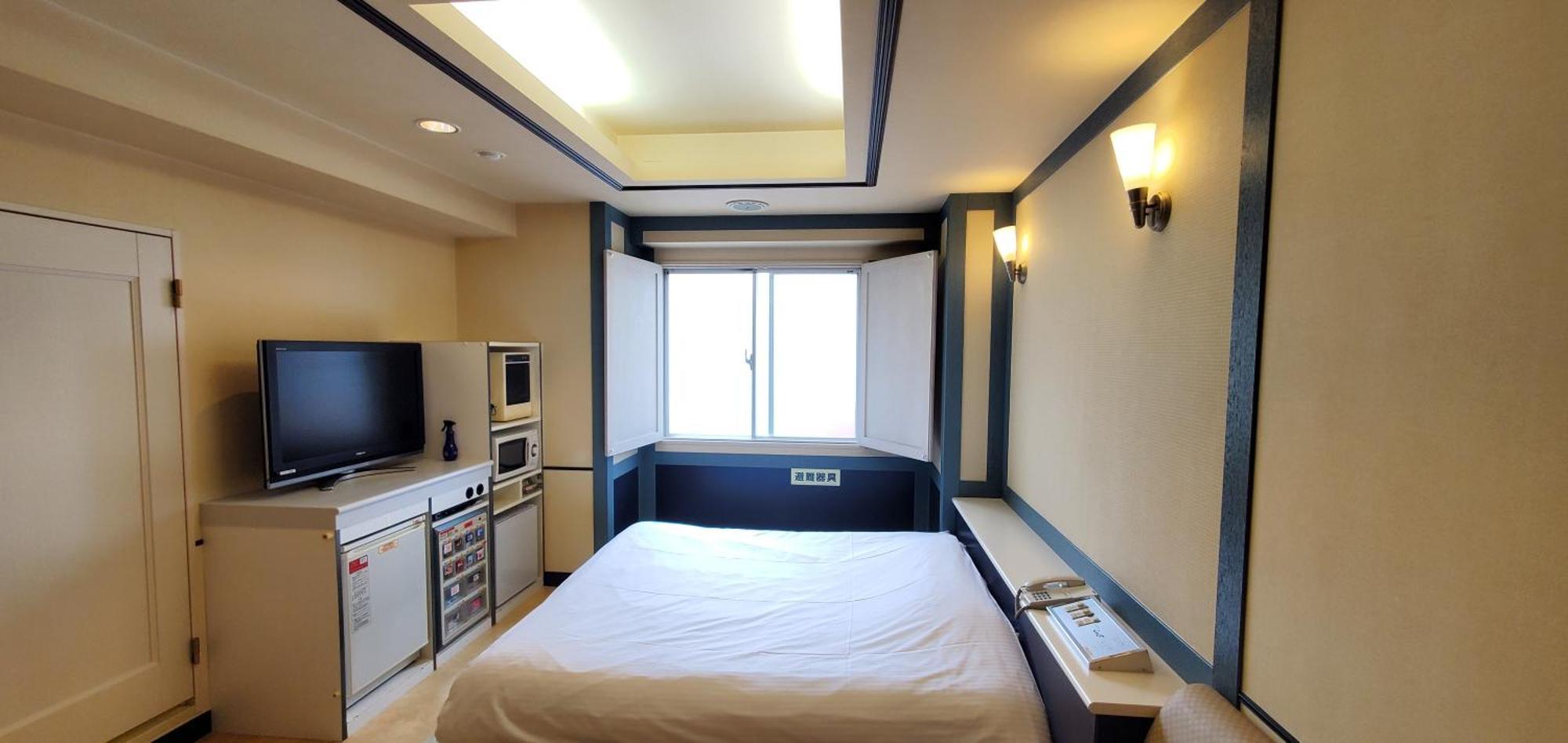 Hotel Golf Tsunashima (Adults Only) Йокогама Екстер'єр фото